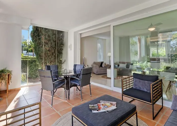 Alcazaba Lagoon By Costarentals - Ref M14 * Estepona