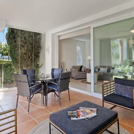 Alcazaba Lagoon By Costarentals - Ref M14 * Estepona